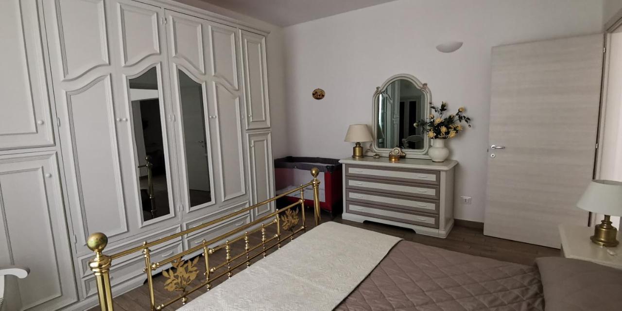 Casa Magnolia Villa มอนตาลบาโน ภายนอก รูปภาพ