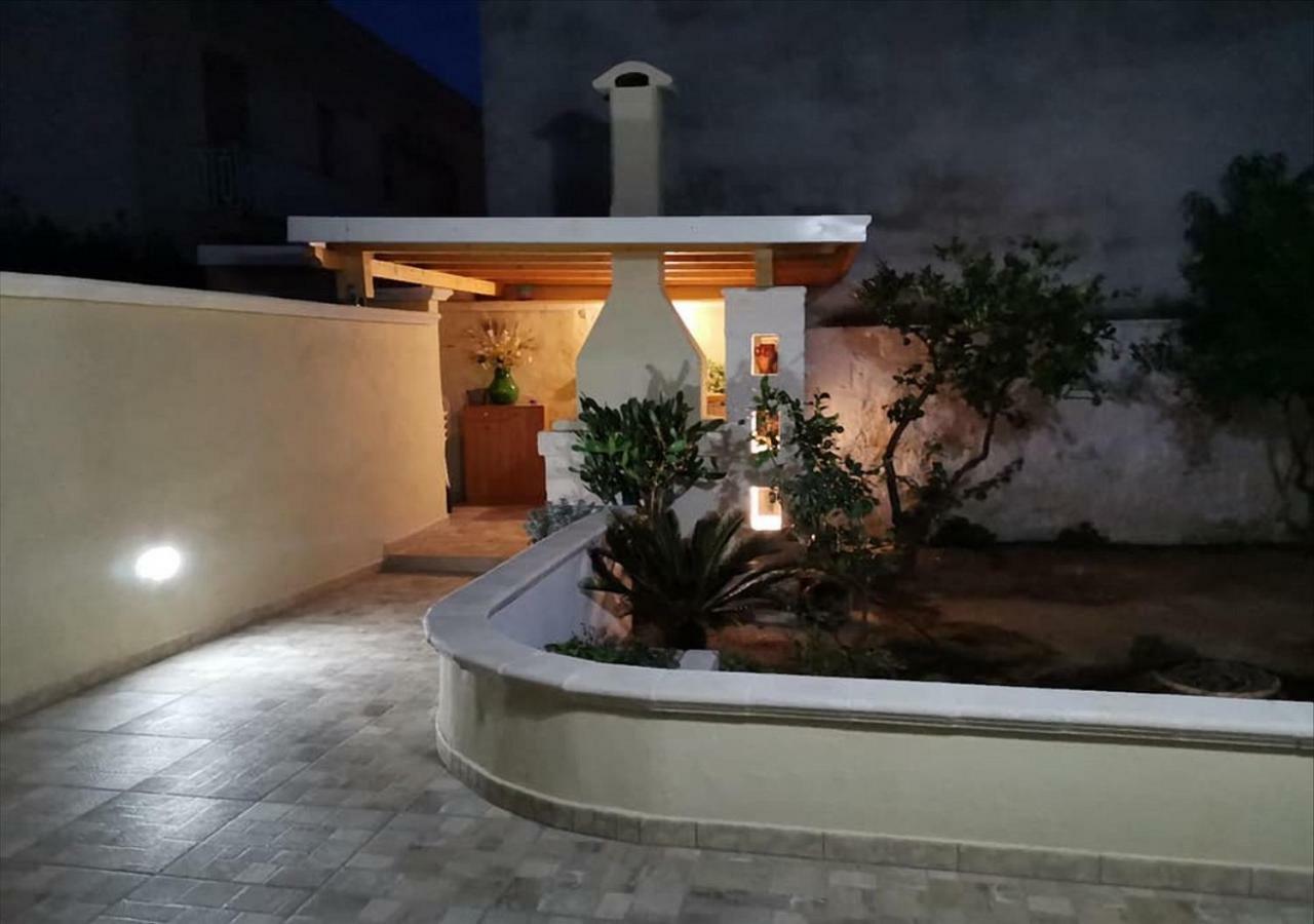 Casa Magnolia Villa มอนตาลบาโน ภายนอก รูปภาพ